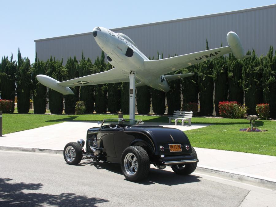  Ford Hi-Boy Custom Roadster 1932 года  (фото 9 из 11)